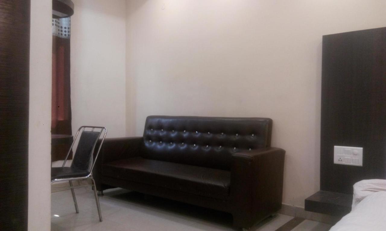 Hotel Priya Palace Ranchi Dış mekan fotoğraf