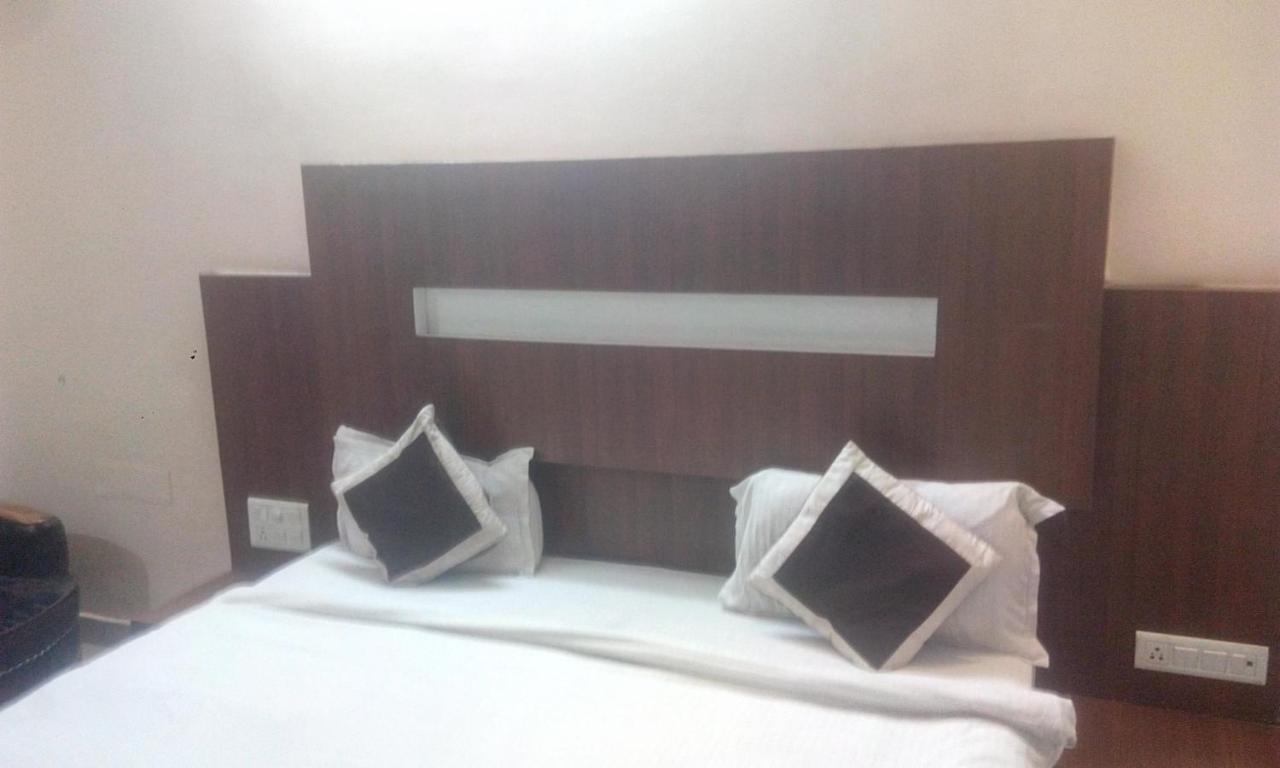 Hotel Priya Palace Ranchi Dış mekan fotoğraf