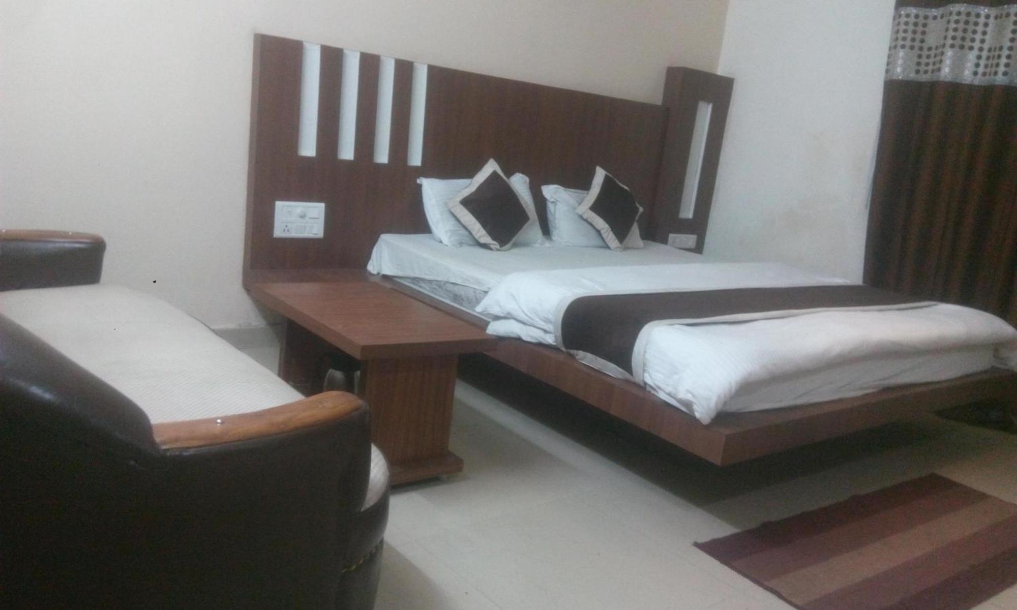 Hotel Priya Palace Ranchi Dış mekan fotoğraf