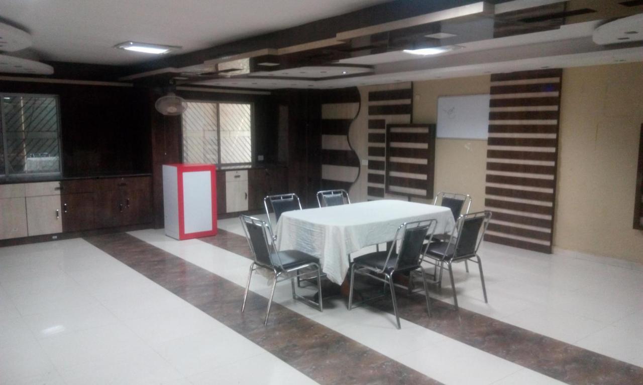 Hotel Priya Palace Ranchi Dış mekan fotoğraf