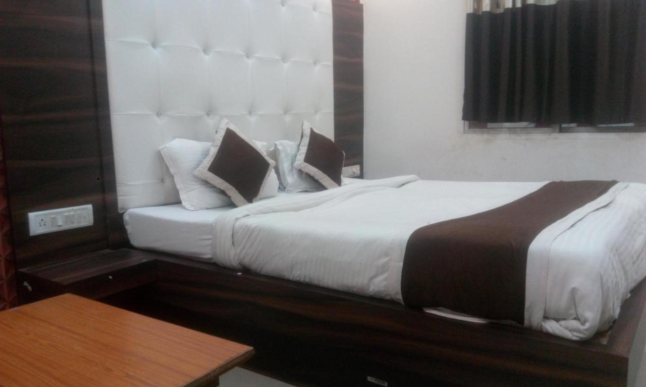 Hotel Priya Palace Ranchi Dış mekan fotoğraf